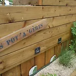 Zecamping 3 Etoiles Dog Friendly Tennis Piscine Chauffee Campsite 3*
