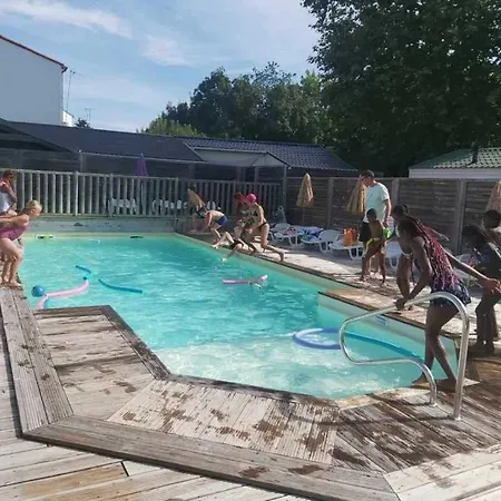 3 Etoiles - Piscine - Ccbbbf0 * Surgères