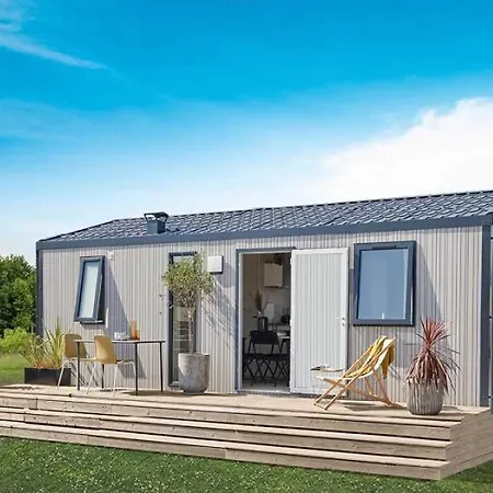 Zecamping 3 Etoiles Dog Friendly Tennis Piscine Chauffee Camping