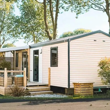 Camping 3 étoiles - Piscine - Ccbbbf0 *