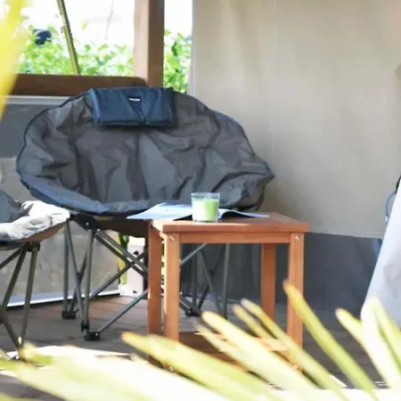 3 Etoiles - Piscine - Ccbbbf0 *