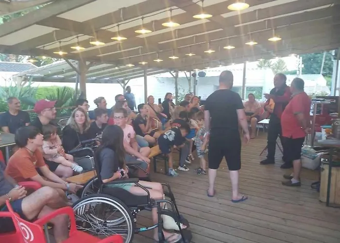 Camping 3 étoiles - Piscine - Ccbbbf0