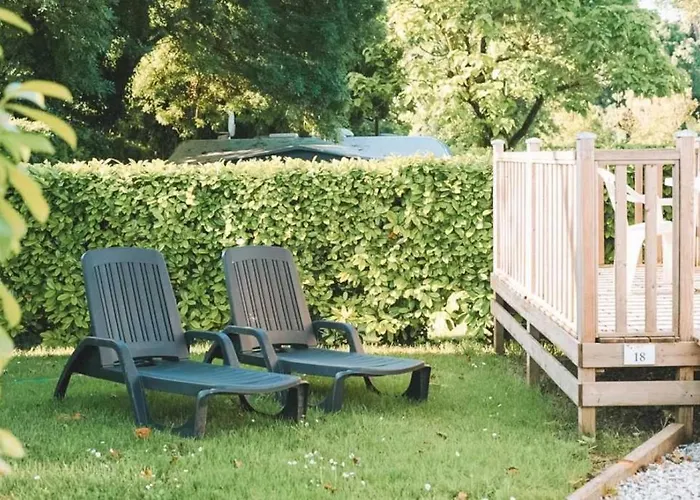 Camping 3 étoiles - Piscine - Ccbbbf0