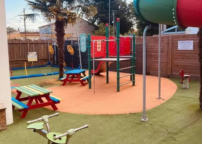 Camping 3 étoiles - Piscine - Ccbbbf0