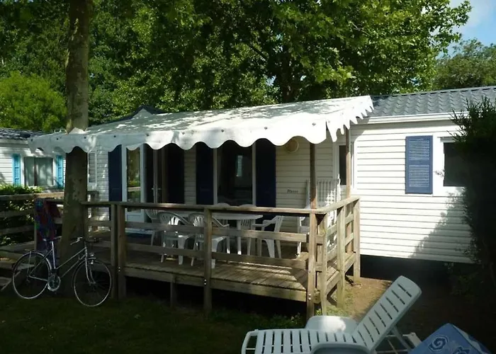 Camping 3 étoiles - Piscine - Ccbbbf0 *