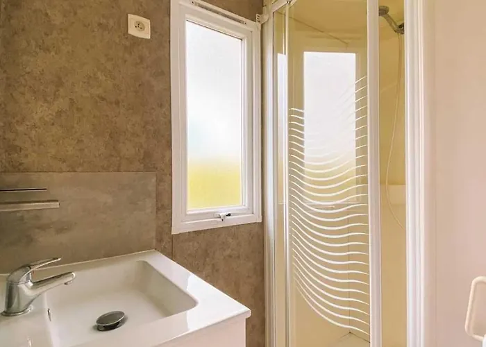 Camping 3 étoiles - Piscine - Ccbbbf0 *