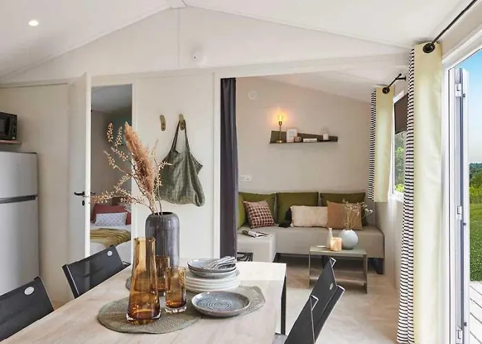 Camping 3 étoiles - Piscine - Ccbbbf0 *