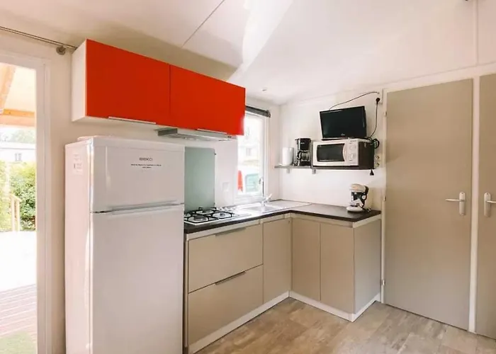 3 étoiles - Piscine - Ccbbbf0 *